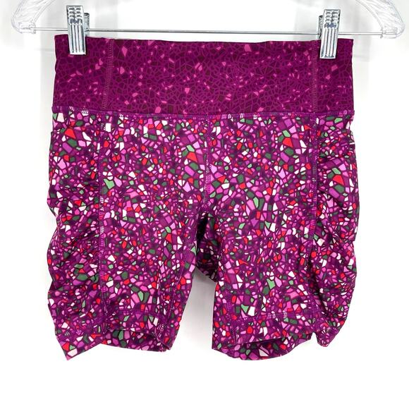 Lululemon Speed Track Short Size 4 Paradise Geo Print Plum - Picture 1 of 7
